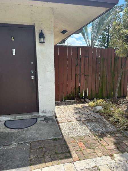 Details for 3109 2nd Ter  4-156, Pompano Beach, FL 33064