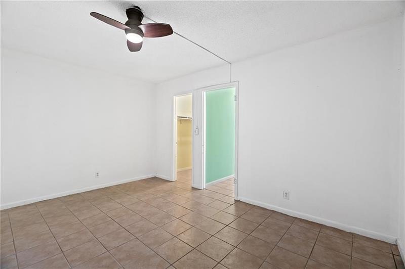 Image 6 of 12 For 1142 4th Ave  2