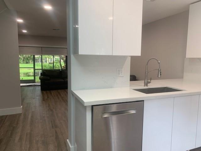 Image 5 of 9 For 3463 Carambola Cir  3463