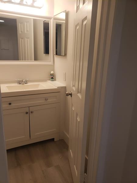 Image 6 of 13 For 4561 Mcnab Rd  17