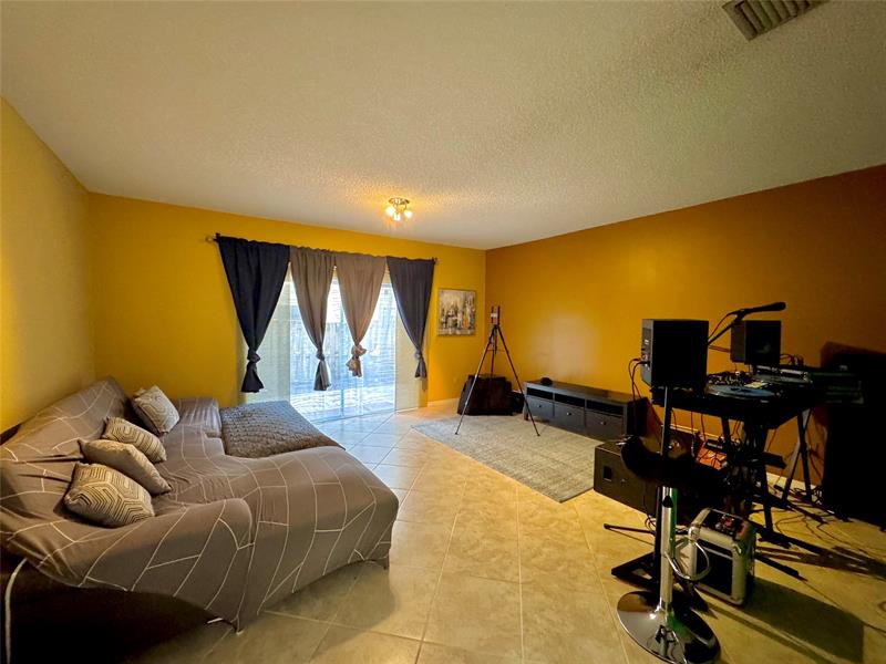 Image 15 of 34 For 1419 126th Ln  1419