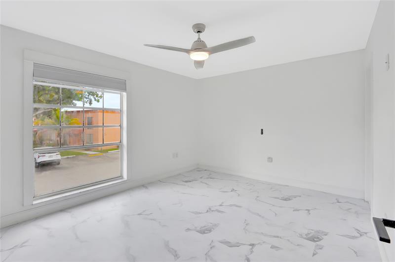 Image 17 of 19 For 7111 Miami Lakes Dr  N-6