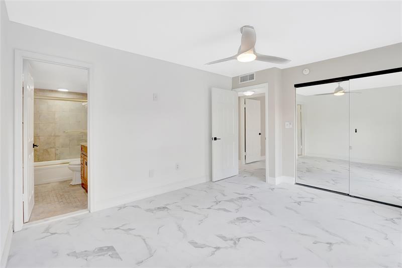 Image 18 of 19 For 7111 Miami Lakes Dr  N-6