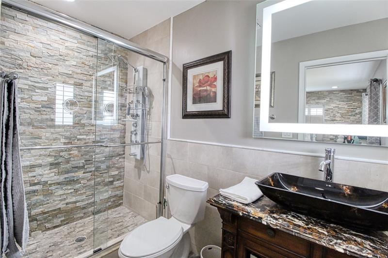 Image 23 of 27 For 2080 26th St