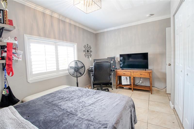 Image 27 of 27 For 2080 26th St