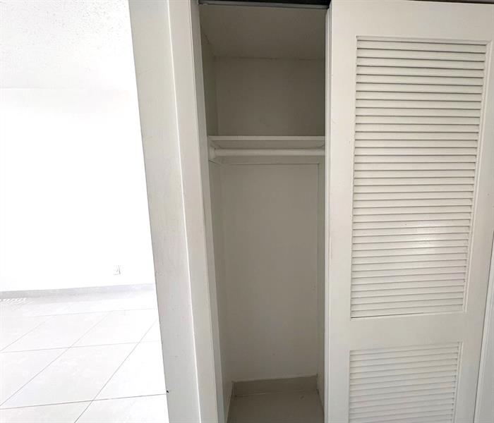 Image 19 of 34 For 1455 Treasure Dr  3b