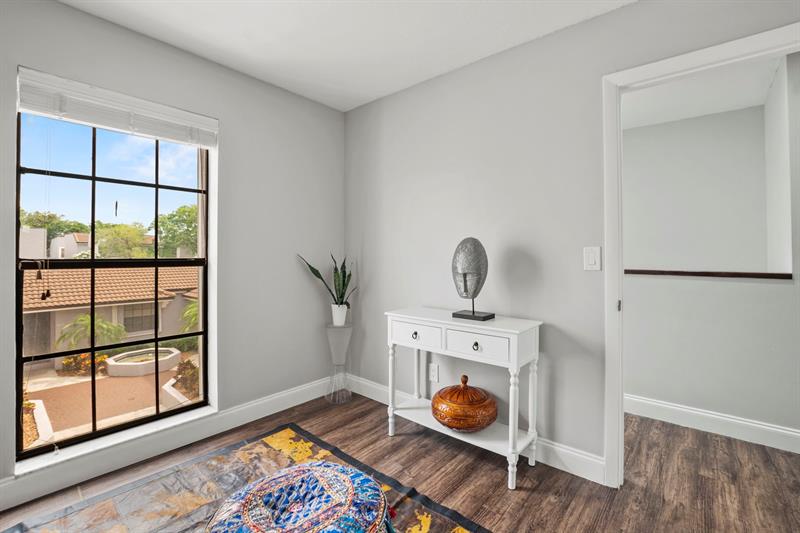 Image 18 of 24 For 11652 11th St