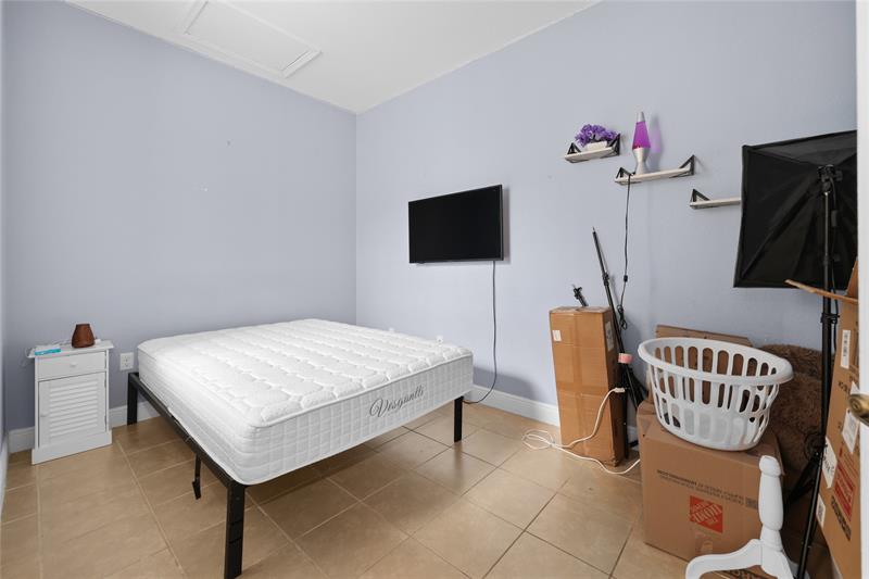 Image 20 of 27 For 1424 147th Ave  1424