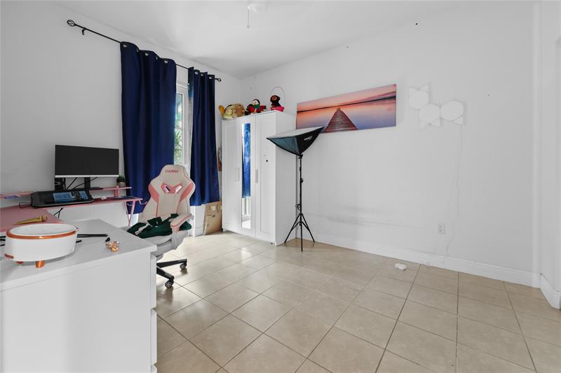 Image 23 of 27 For 1424 147th Ave  1424