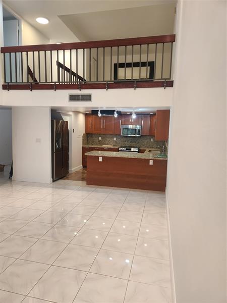 Image 3 of 22 For 20347 West Country Club Drive  Th 15