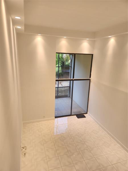 Image 6 of 22 For 20347 West Country Club Drive  Th 15