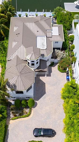 Image 4 of 36 For 2615 Las Olas Blvd