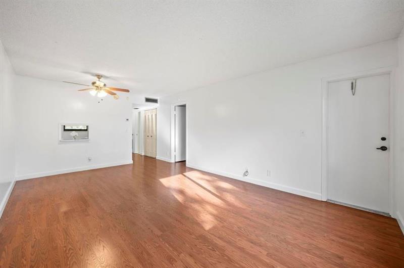 Details for 201 Berkley Rd  108, Hollywood, FL 33024