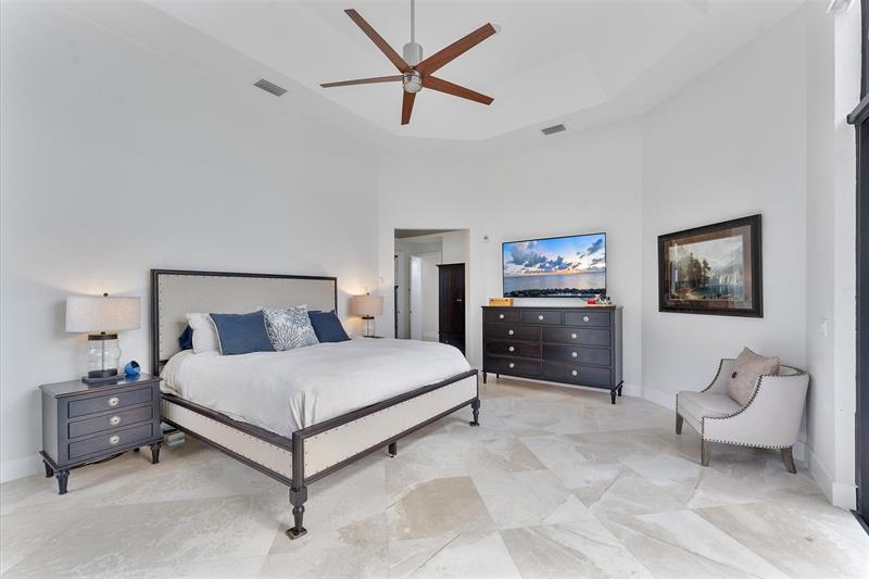 Image 17 of 49 For 1749 126th Dr
