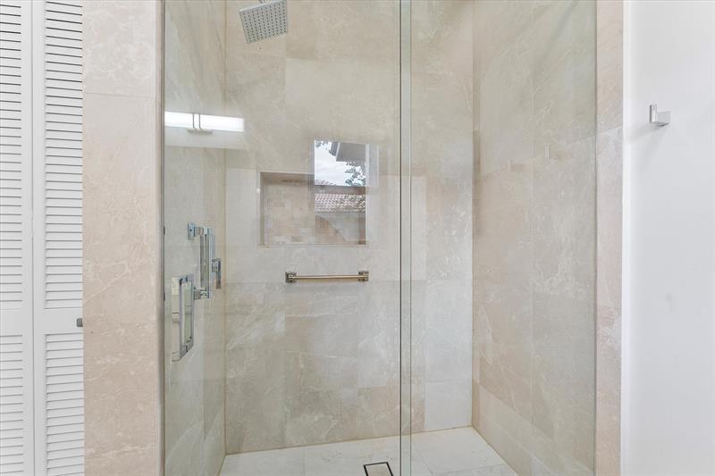 Image 23 of 49 For 1749 126th Dr