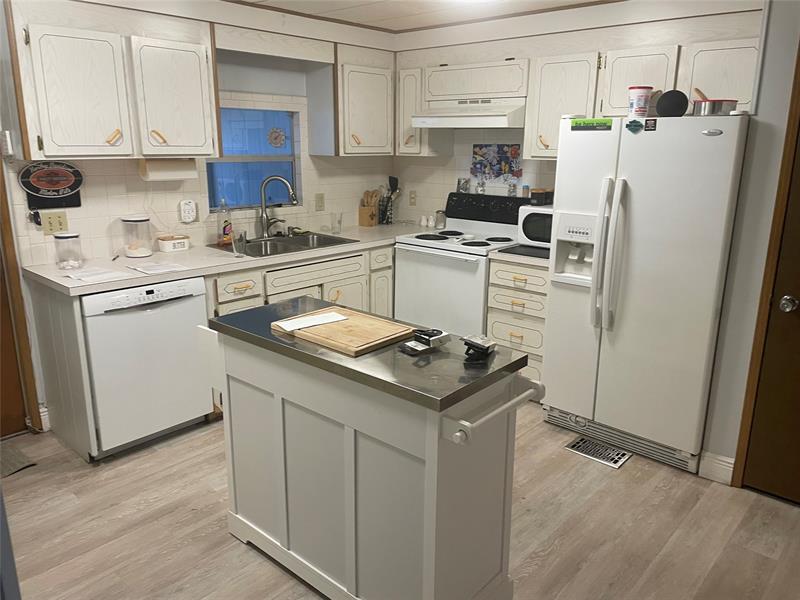 Image 8 of 17 For 2196 83rd Ave