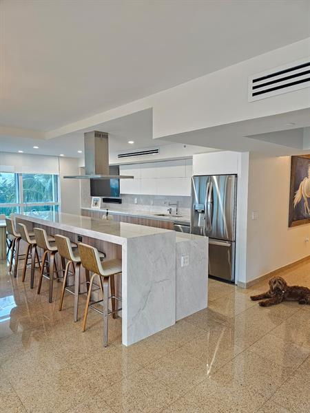 Image 5 of 46 For 16500 Collins Ave  356