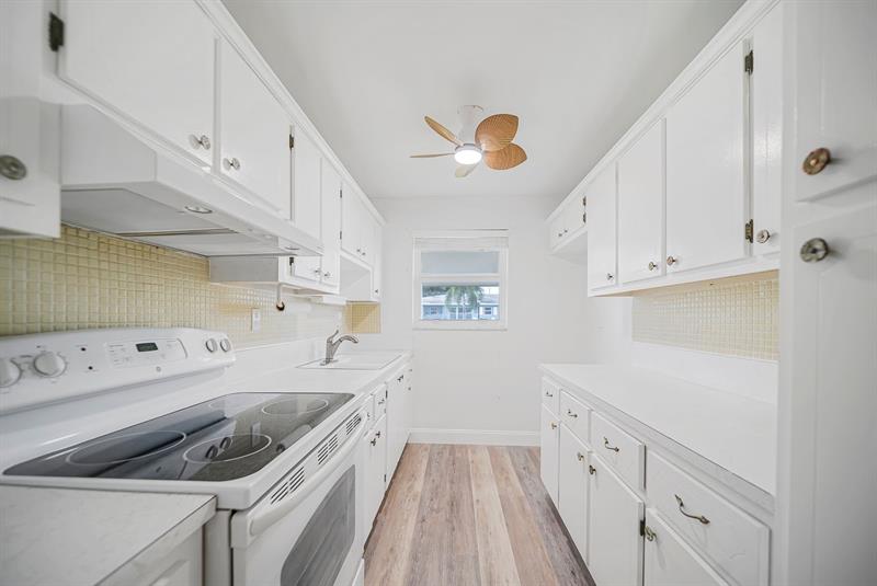 Image 3 of 12 For 255 High Point Ct  C