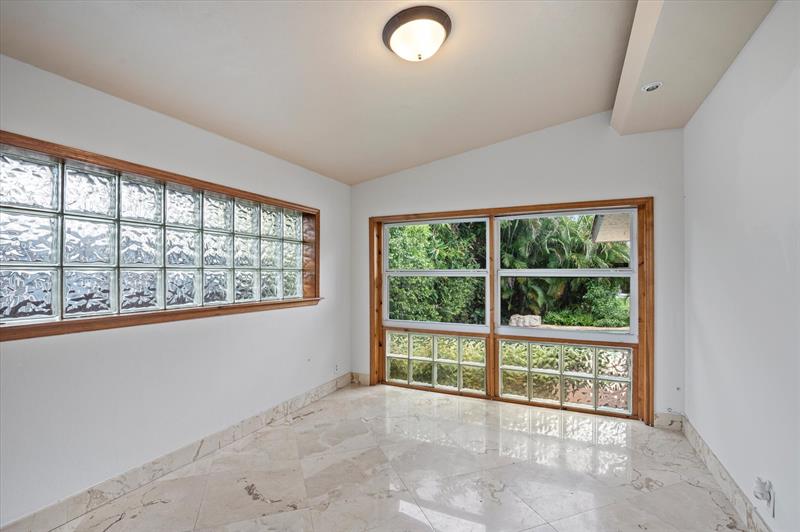 Image 15 of 36 For 2530 Okeechobee Ln