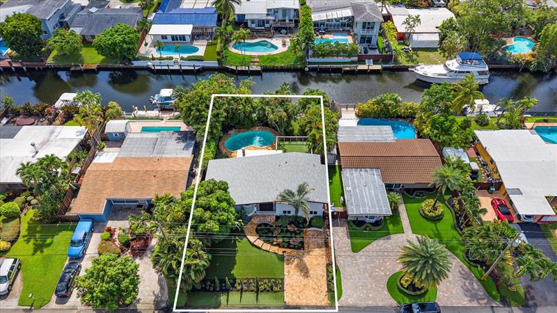 Image 29 of 36 For 2530 Okeechobee Ln