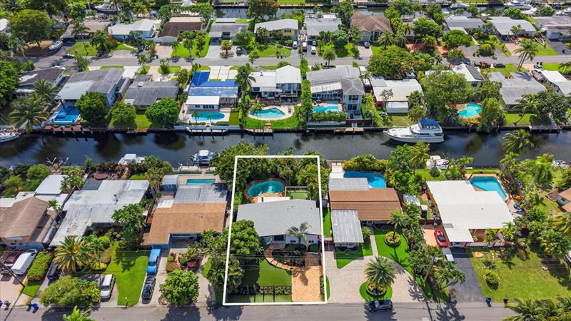 Image 30 of 36 For 2530 Okeechobee Ln