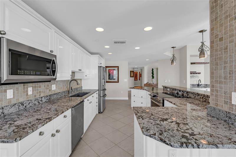 Image 11 of 39 For 301 Birch Rd  8n