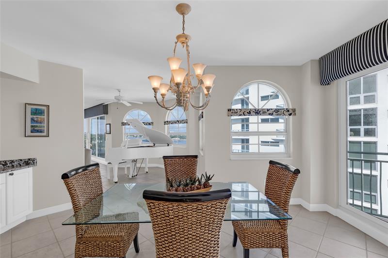 Image 12 of 39 For 301 Birch Rd  8n