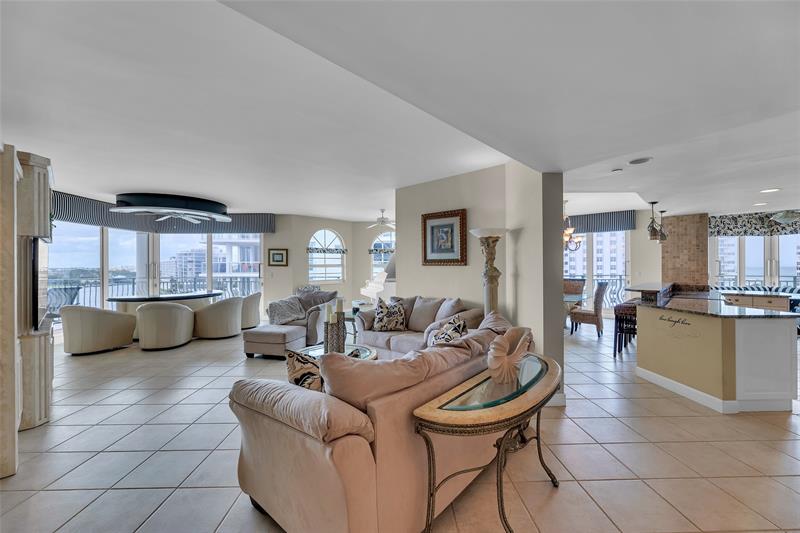 Image 16 of 39 For 301 Birch Rd  8n