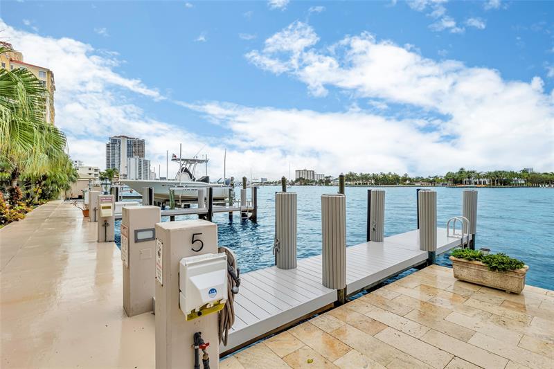 Image 31 of 39 For 301 Birch Rd  8n