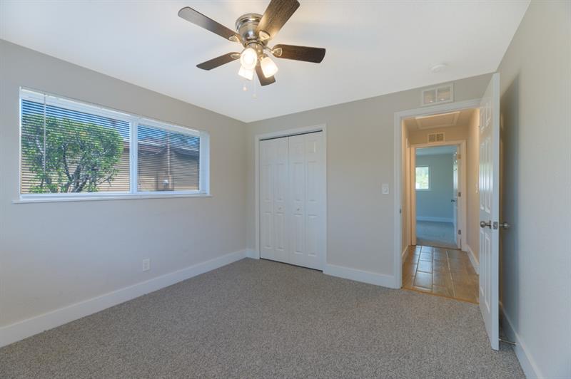 Image 22 of 35 For 361 43rd Ct  
