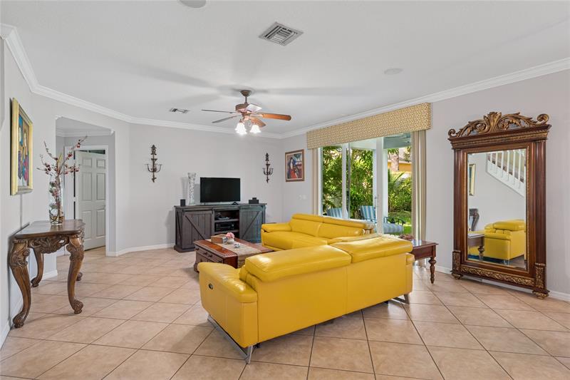Image 18 of 42 For 1201 Skylark Dr
