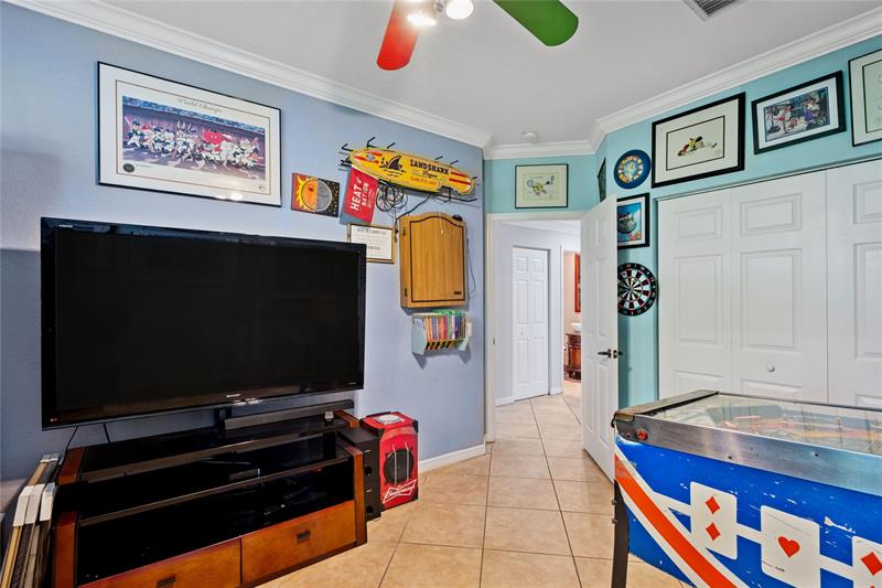 Image 20 of 42 For 1201 Skylark Dr