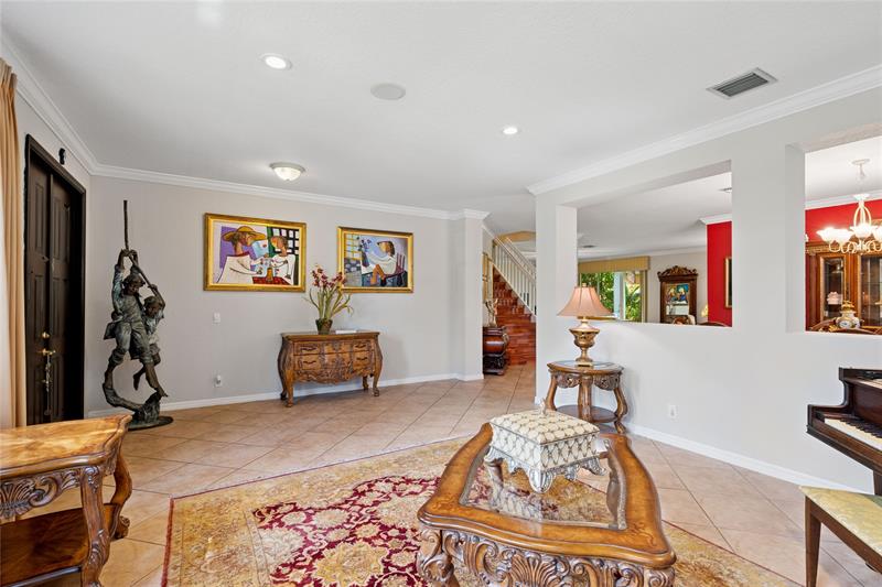 Image 5 of 42 For 1201 Skylark Dr