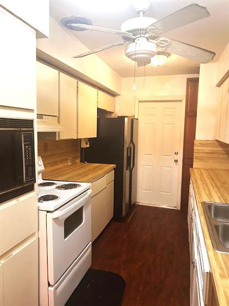 Image 6 of 13 For 451 38th Ter