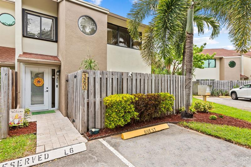 Details for 360 City View Dr, Fort Lauderdale, FL 33311