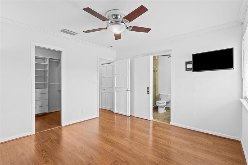 Image 15 of 30 For 360 City View Dr
