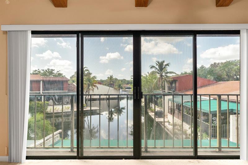 Image 36 of 46 For 7026 Loch Isle Dr