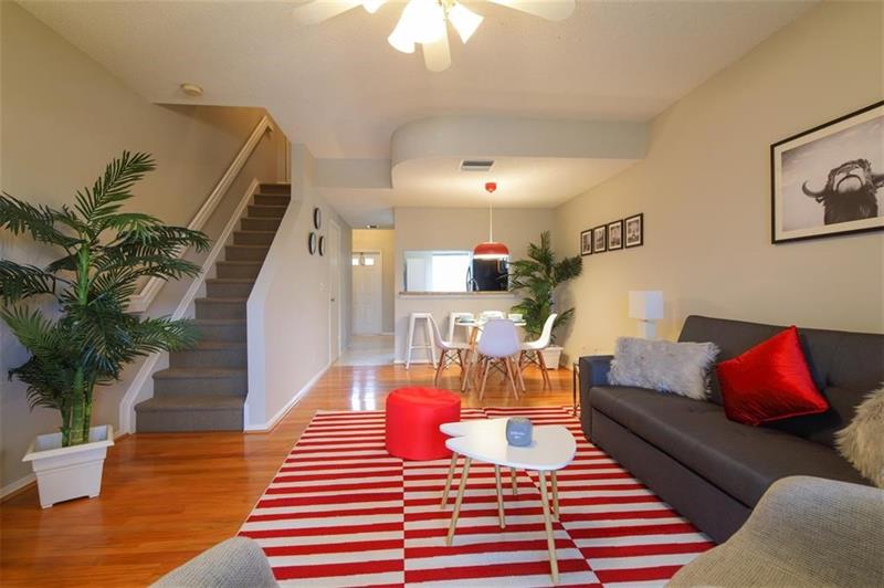 Image 4 of 21 For 16749 Hemingway Dr  16749