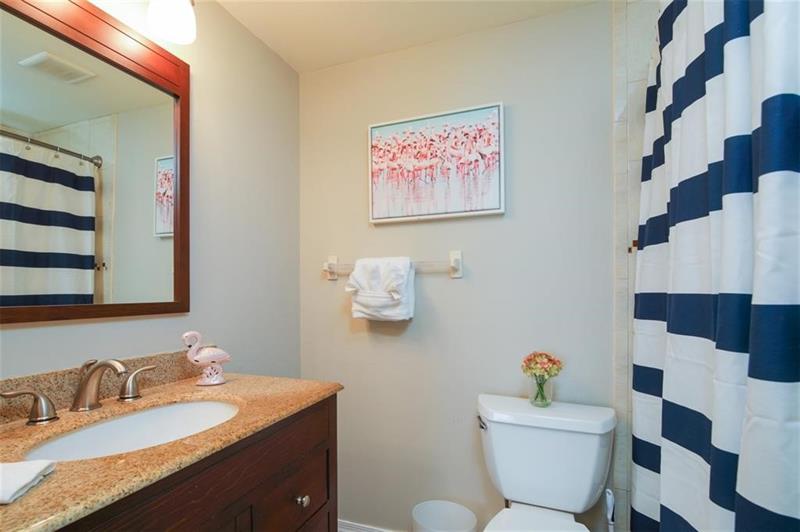 Image 9 of 21 For 16749 Hemingway Dr  16749