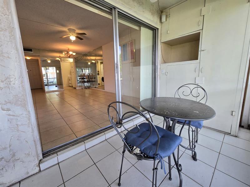 Image 26 of 36 For 4149 90th Ave  103