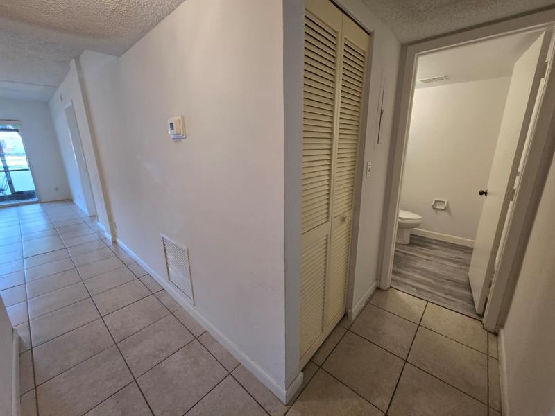 Image 4 of 36 For 4149 90th Ave  103