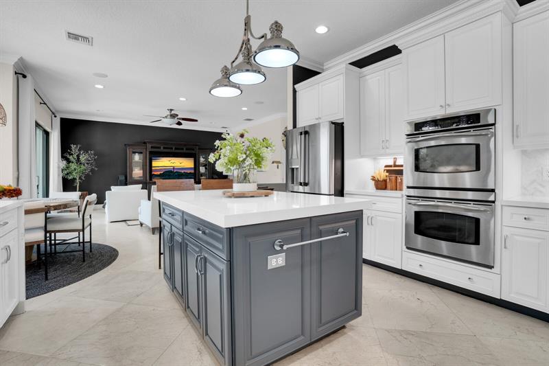 Image 15 of 79 For 8829 Woodgrove Ridge Ct