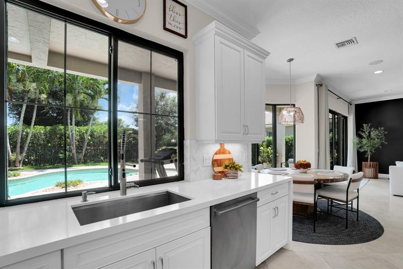 Image 16 of 79 For 8829 Woodgrove Ridge Ct