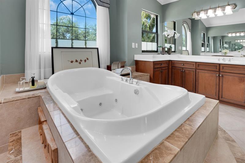 Image 39 of 79 For 8829 Woodgrove Ridge Ct