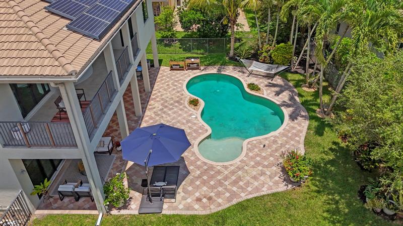 Image 57 of 79 For 8829 Woodgrove Ridge Ct