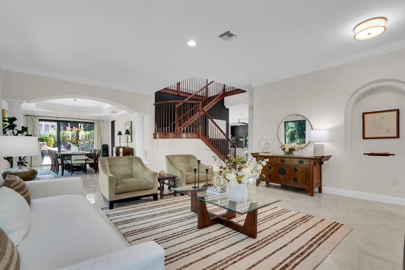 Image 9 of 79 For 8829 Woodgrove Ridge Ct
