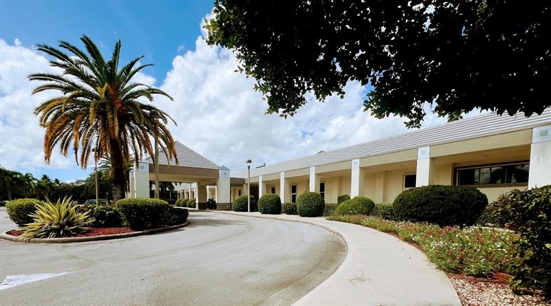 Image 39 of 57 For 2606 Nassau Bend  H2