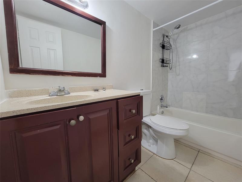 Image 21 of 36 For 1790 55th Ave  202