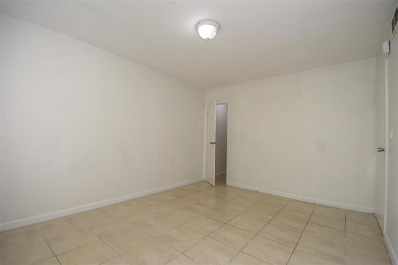 Image 24 of 36 For 1790 55th Ave  202