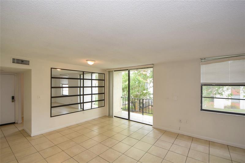 Image 6 of 36 For 1790 55th Ave  202